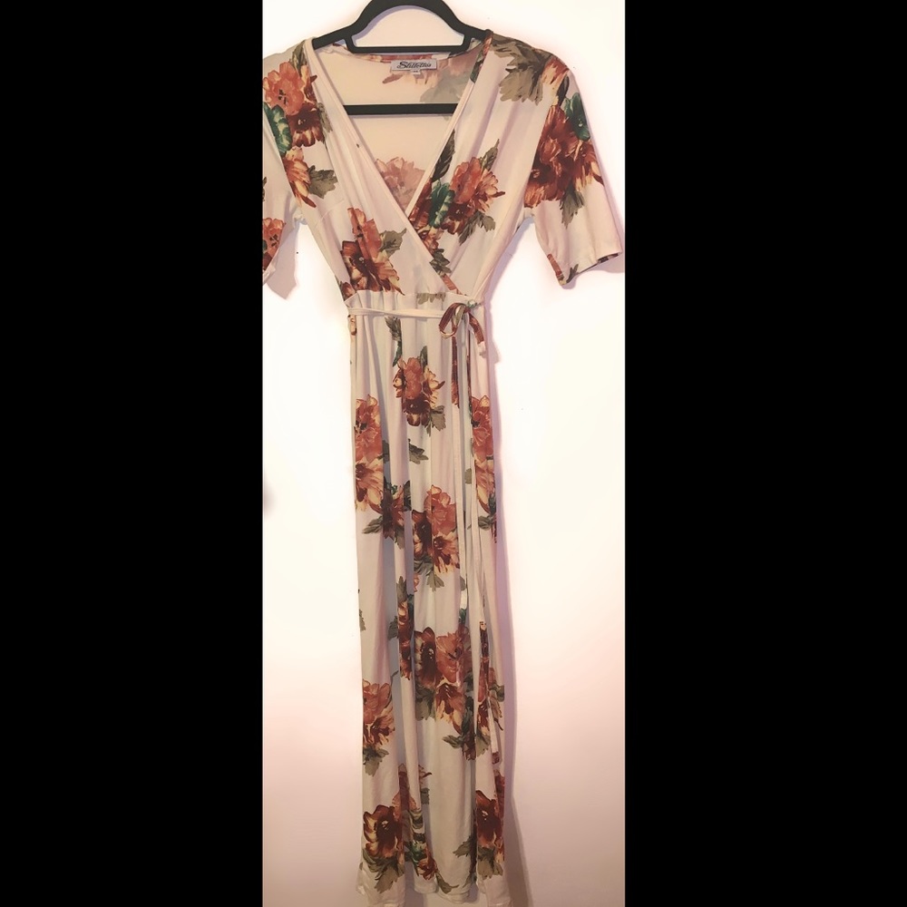 long formfitting white flower dress